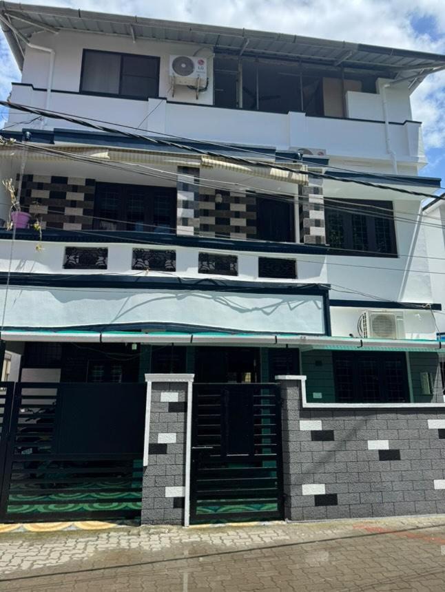 Cozy Haven Apartment Kochi Luaran gambar
