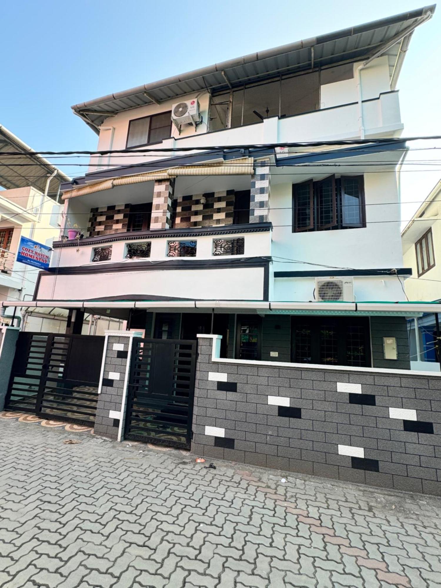 Cozy Haven Apartment Kochi Luaran gambar